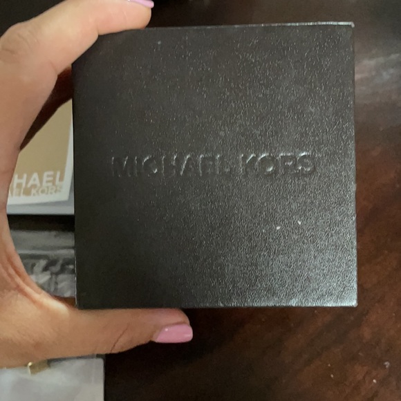Michael Kors watch - Picture 4 of 8